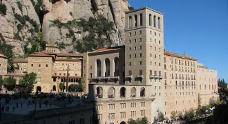 alrededores basilica santa maria manresa turismo monasterio montserrat 