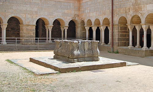 guia completa monasterios monumentales catalunya visita complejos monasticos provincias catalanes 