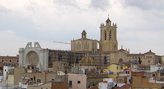 guide around trains museum Vilanova Tarragona Cathedral