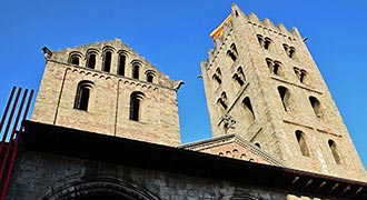  visiter monasteres alentours cathedrale vic monastere ripoll
