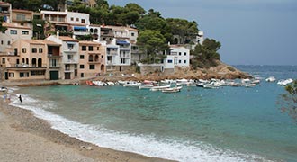 best beaches around greco-roman city empuries 