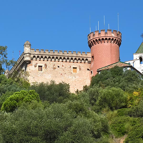 Patrimonio cultural España Guia monumentos fortalezas catalanes