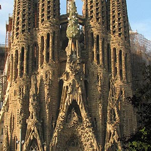Top 10 atraccions turistiques Catalunya millors llocs interessants visitar 