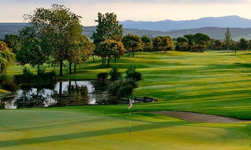  guia jugar golf Navata Girona Informacion Club Golf Torremirona 
