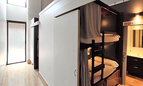  guia albergs juvenils centre barcelona ant hostel 