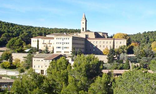  find accommodation medieval monasteries catalonia information monastic inn os de balaguer 