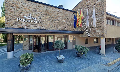 ofertes paradors Civia provincia Lleida Reserva habitació Parador La Seu d'Urgell 
