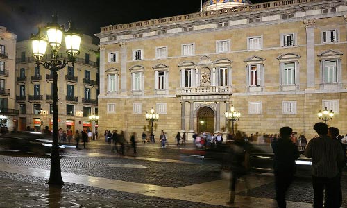  guide historic squares city barcelona sant jaume square