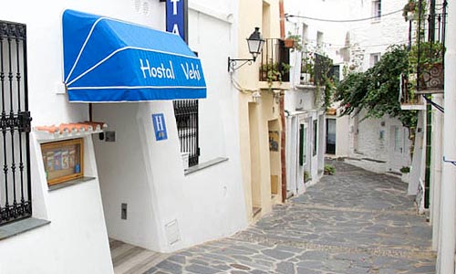informacion alojamientos cadaques catalunya buscar donde dormir alto ampurdan pension