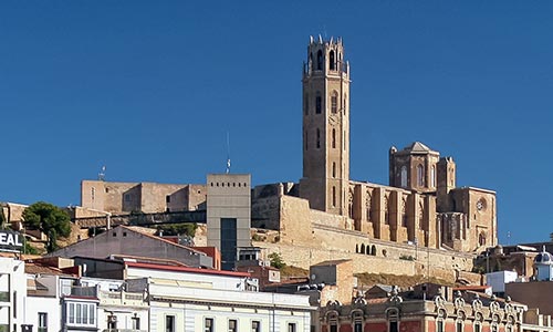  guide tourism cathedrals catalonia informations spanish cathedral churches