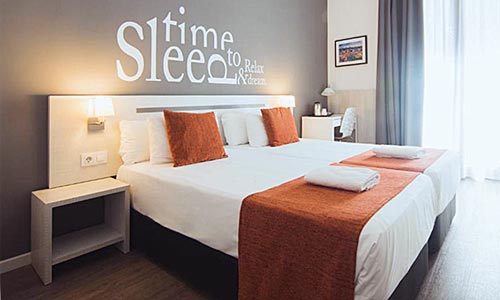  search modern guesthouses catalonia capital city informatons hostal live barcelona eixample barcelona 