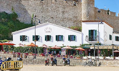  sleep small beach hotels platja grande tossa mar bookings hote cap or walls 