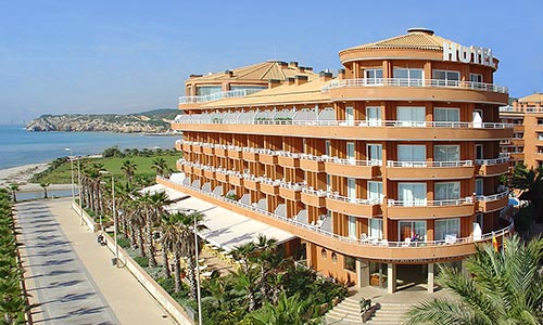  guia hotels riba platja cellerot reserves aparthotel platja golf spa sitges 