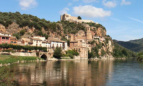 tourism paradores catalunya where to stay province Tarragona 