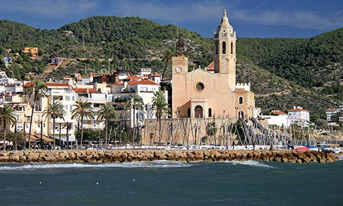 alojamiento hotel playa costa garraf reservas hostales primera linea mar sur barcelona