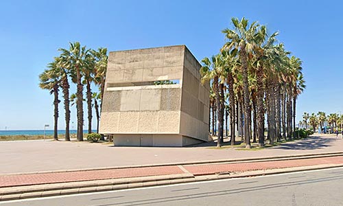 guia hotels primera linia platja costa garraf troba hotel cales baix llobregat 
