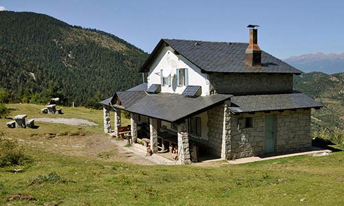  guide mountain refuges Lleida pre Pyrenees Cerdanya Catalonia information refuge Cortals Ingla 