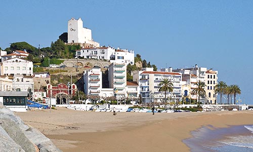  accommodation youth hostels tourist towns catalonia stay rates catalan hostel