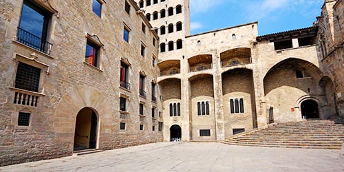  list historic squares barcelona discover iconic plaza 