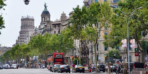  which tourist sites city barcelona beautiful avenues 