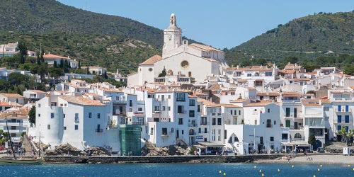 sleep seaside hotels beach front municipalities costa brava reserve beach accommodation 