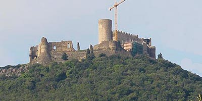  découvrir ruines château médiéval gerone informacions châteaux espagnols 