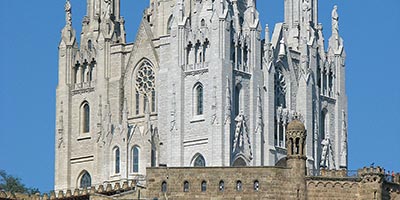  guia esglésies monumentals ciutat barcelona basiliques catoliques 