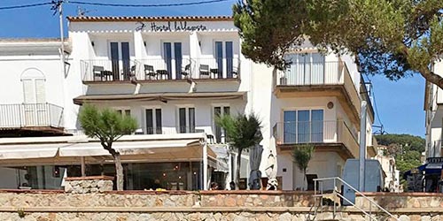  stay cheap beach hostels llafranch best price hostal llagosta llafranc