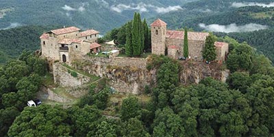 hebergement monuments Catalogne offre dormir chateaux 