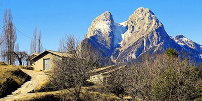 travel guide rural retreats province barcelona stay holiday cottage 