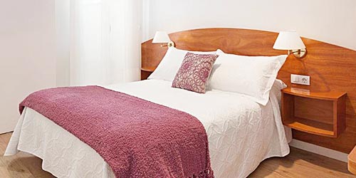  pensiones familiares passeig gracia precios hostal oliva barcelona ensanche
