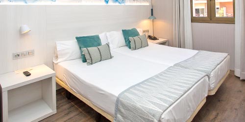  list guest houses near ramblas prices operarambles guesthouse barcelona raval