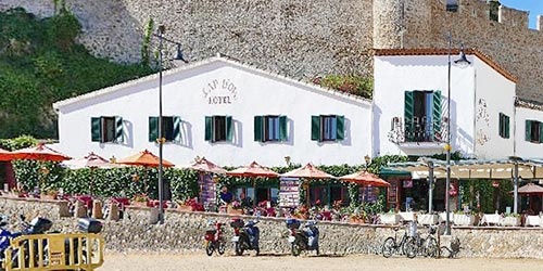  family hotels beach castle tosa de mar prices hotel cap or tossa