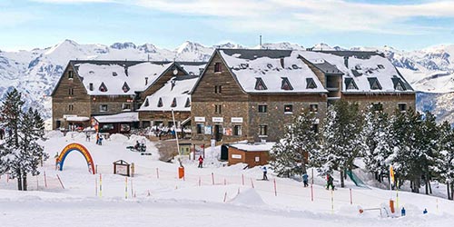  guia hoteles esquí 3 estrellas pallars informacion hotel port aine 2000 