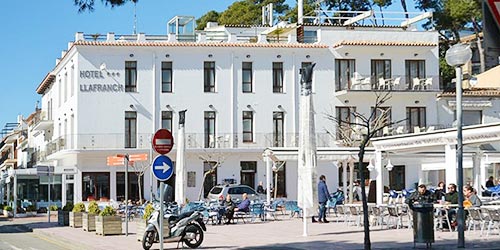  guia hotels populars platja llafranch disponibilitat hotel historia cala llafranc