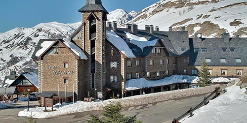  dormir hoteles lujo pirineos lleida reservas hotel cinco estrellas la pleta baqueira