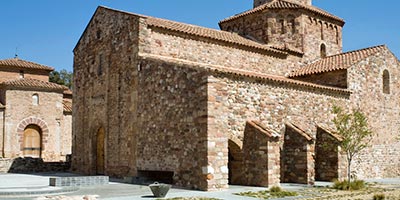  guia monumentos arquitectura romanica Cataluña descubre monasterio Ripoll 