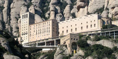  visita conventos hermosos Catalunya informacion monasterio Montserrat 