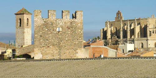 découvrir villes fortifiées catalanes tourisme montblanc catalogne 