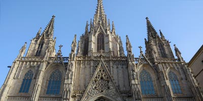 Decouvrez patrimoine religieux Catalogne meilleures basiliques catalanes cathedrales 