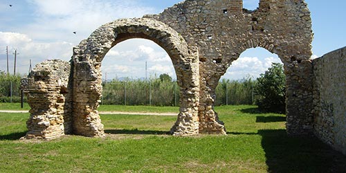  conoce yacimientos arqueologicos Cataluña Informacion turistica villa romana Centcelles 