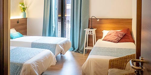  guide cheap guesthouses near france station bookings guest house citadel barcelona born