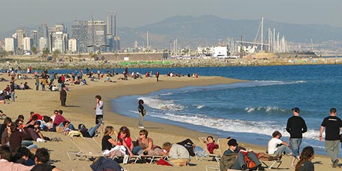 guia playas bonitas capital cataluña calas escondidas catalunya