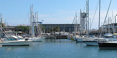  guide touristique ports d'amarrage ville barcelona installations club maritime royal 
