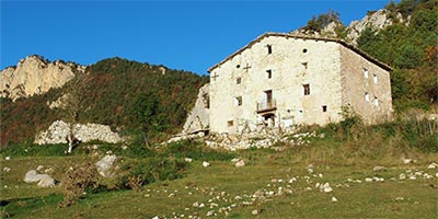  descubre refugios media montaña catalanes Informacion refugio Arderico 