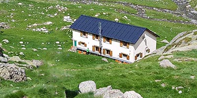 info staffed refuges province gerona guide refugi coma de vaca  