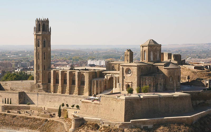  visit old cathedral lerida aerial view seu vella lleida 