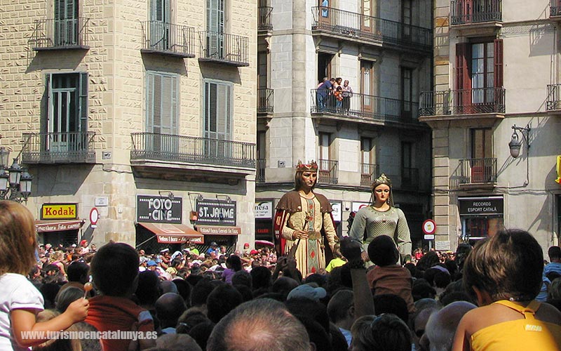 descobreix merce festa major barcelona gegants ball plaça sant jaume