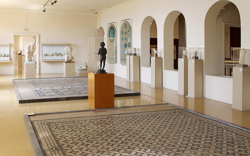 estatuas antiguas exposicion museo arqueológico nacional tarragona