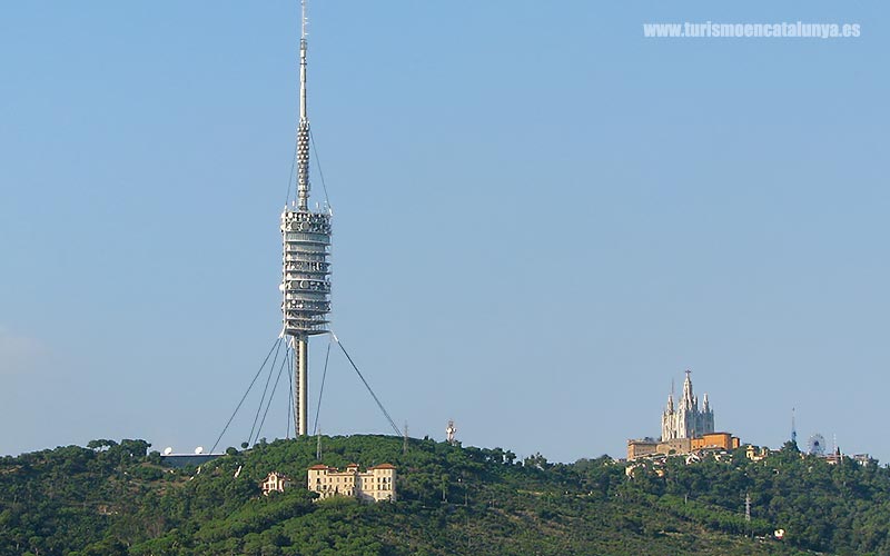 vue sommet mont collserola tour television tibidabo visite 